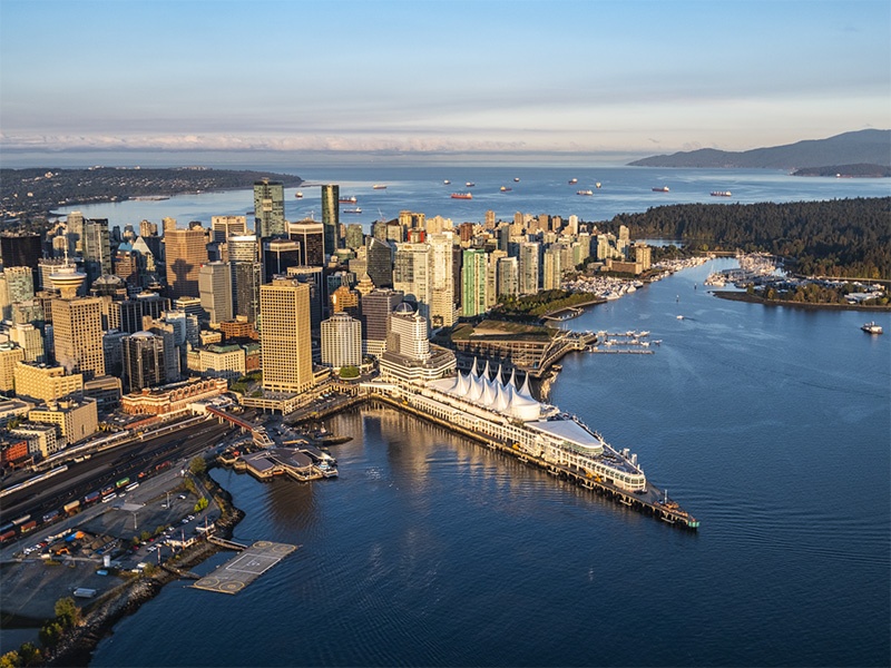 1-Day Discover Vancouver Sightseeing Bus & Boat Tour