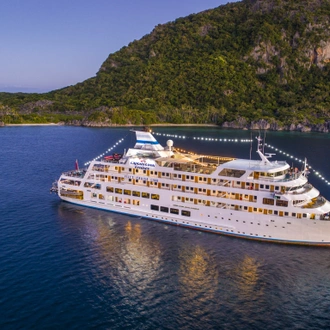 tourhub | Captain Cook Cruises Fiji | 4 Night Northern Yasawa Discovery Cruise 